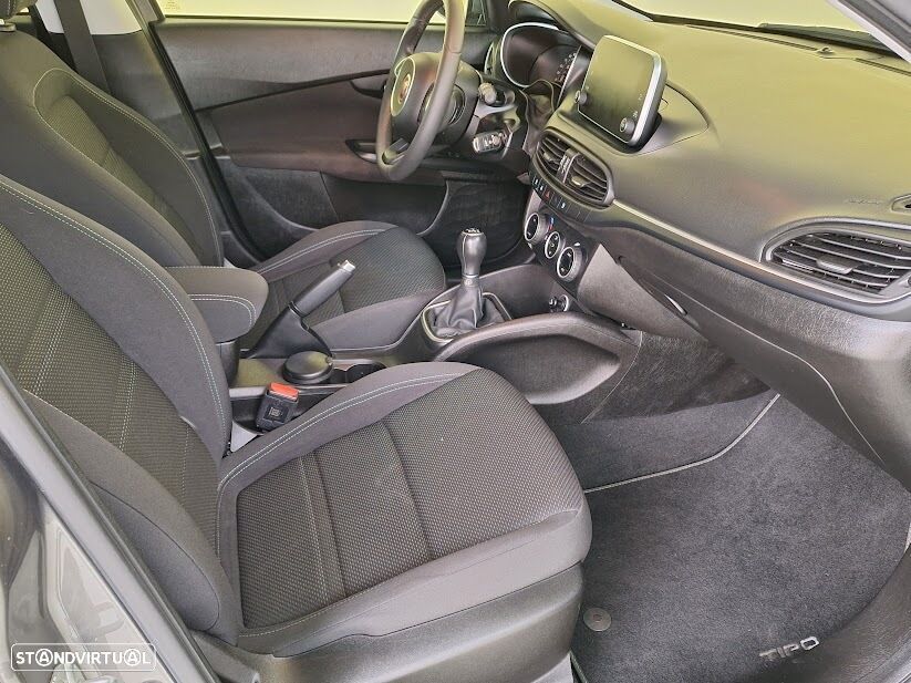Fiat Tipo Station Wagon 1.3 M-Jet Lounge - 10