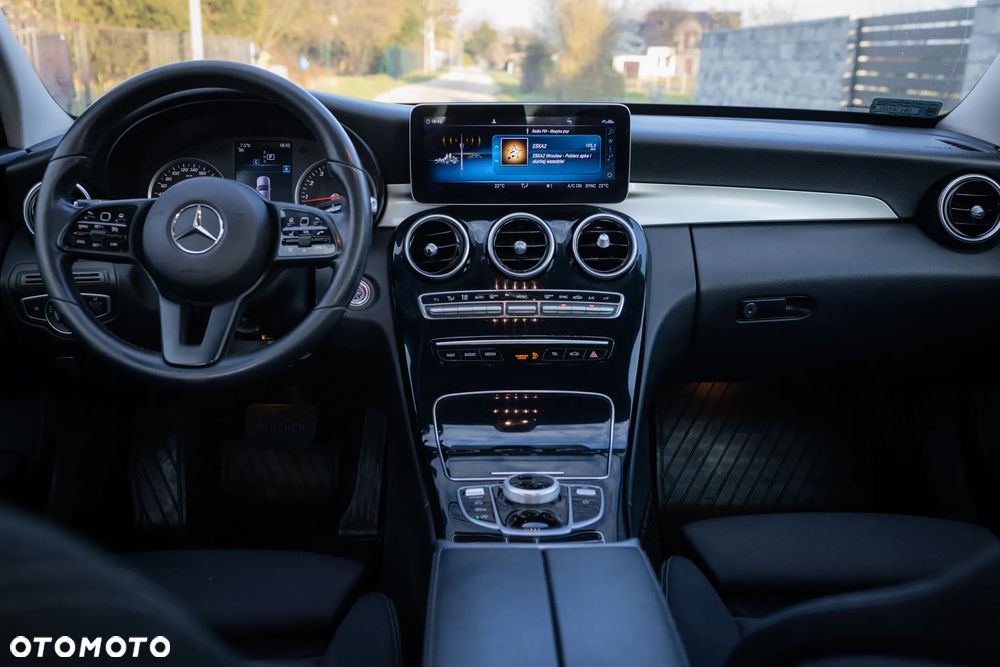 Mercedes-Benz Klasa C 160 9G-TRONIC - 13