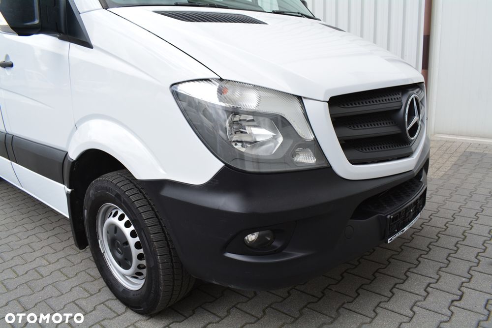 Mercedes-Benz Sprinter 319 CDI 3.0V6 - 12