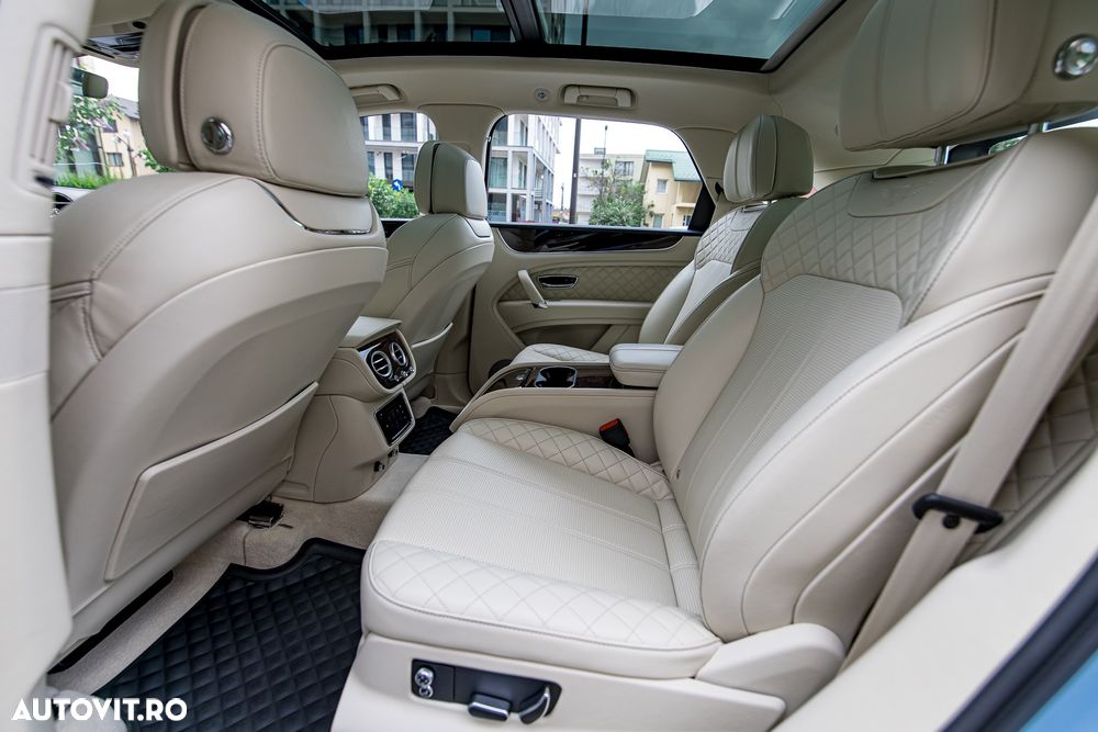 Bentley Bentayga - 36