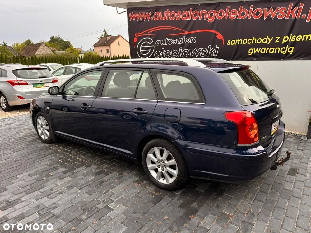 Toyota Avensis - 3