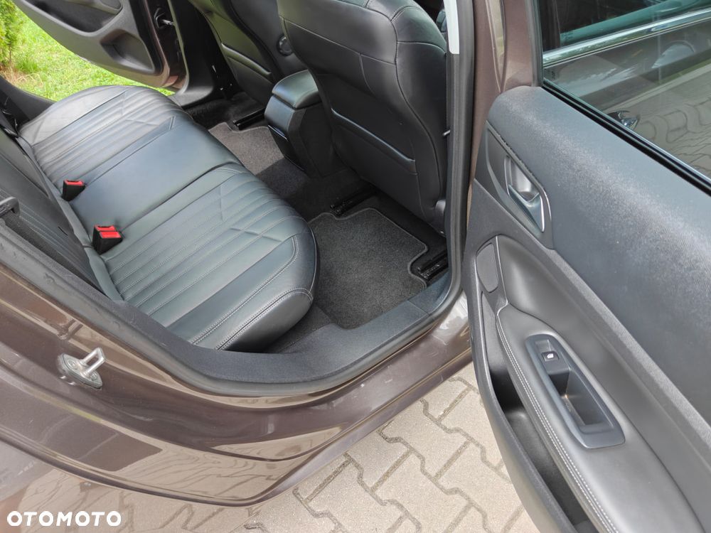 Peugeot 308 - 20