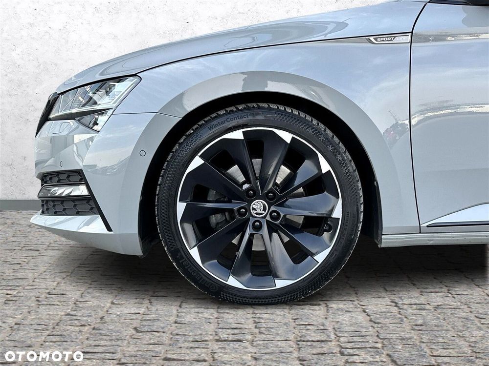 Skoda Superb 2.0 TSI Sportline DSG - 37