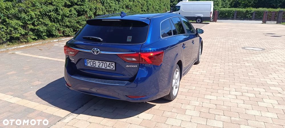Toyota Avensis 2.0 D-4D Prestige - 19