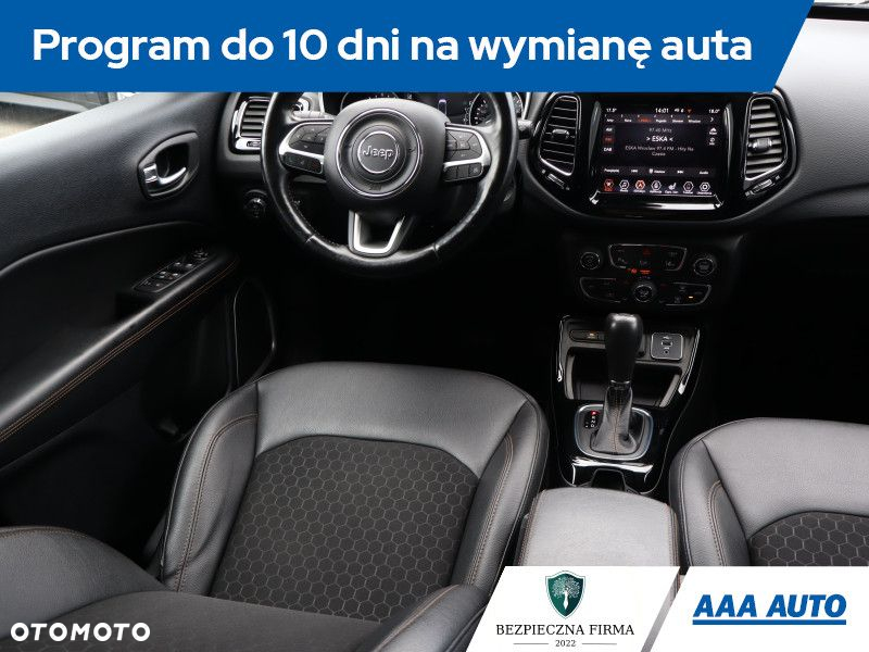 Jeep Compass - 8