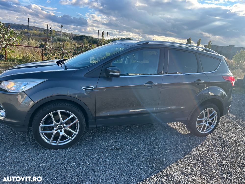 Ford Kuga - 26