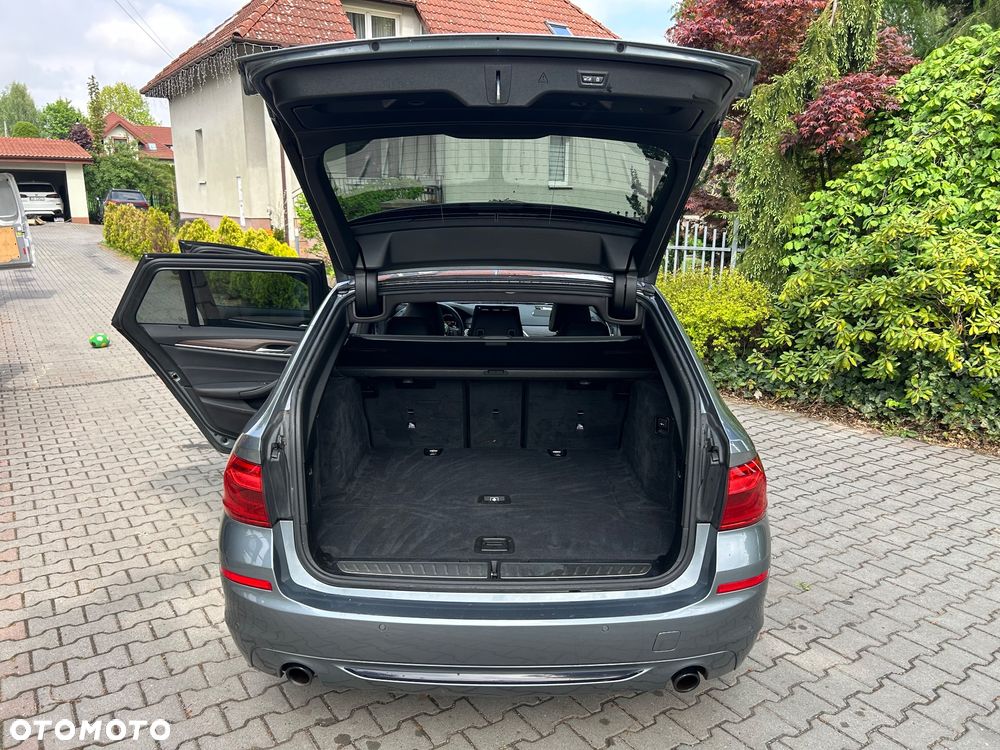BMW Seria 5 520d xDrive Sport Line - 19