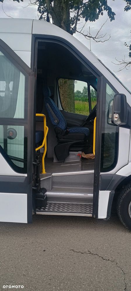 Mercedes-Benz Sprinter - 6