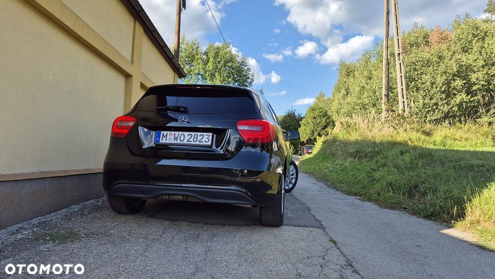 Mercedes-Benz Klasa A 180 (BlueEFFICIENCY) Urban - 4