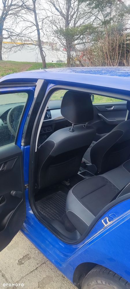Skoda Fabia 1.0 Active - 10