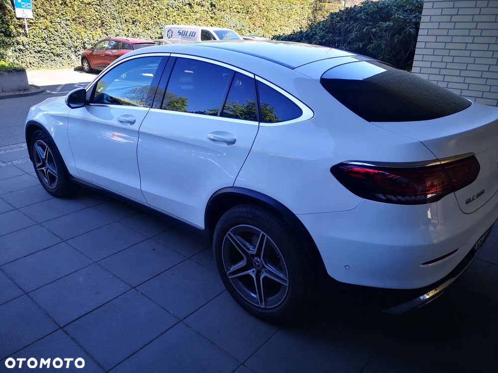 Mercedes-Benz GLC 200 4-Matic - 4