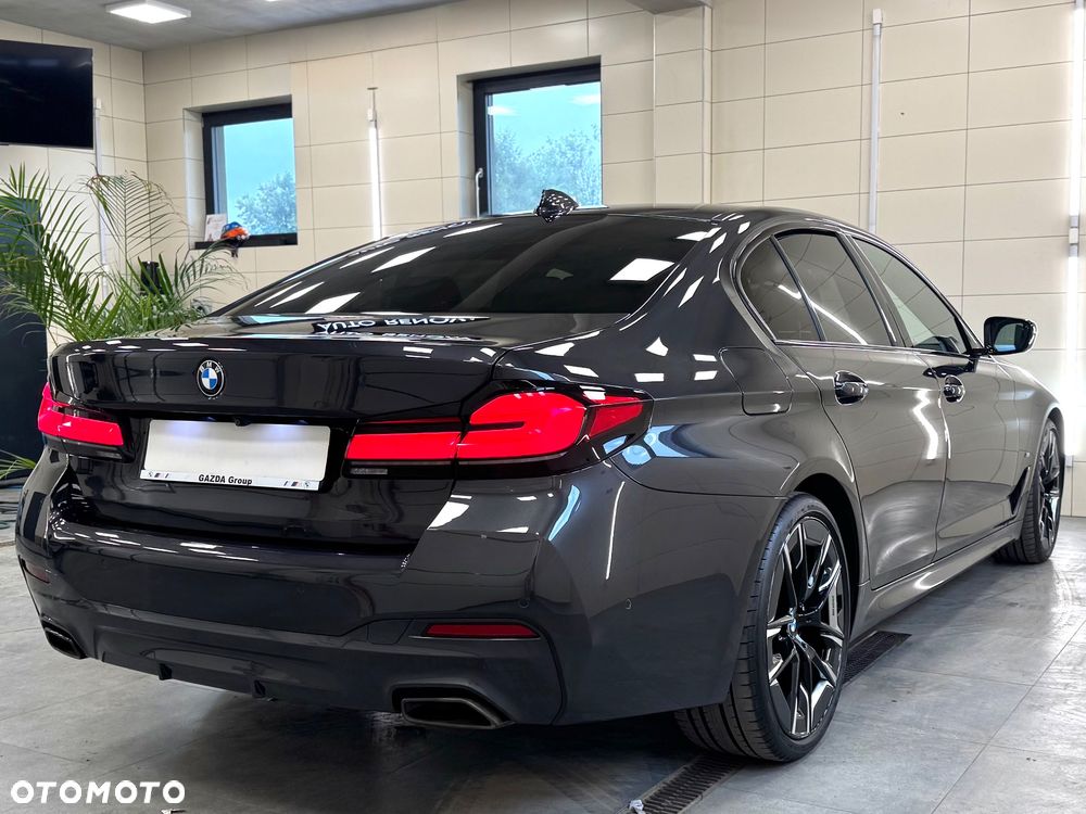 BMW Seria 5 530d xDrive mHEV M Sport sport - 11