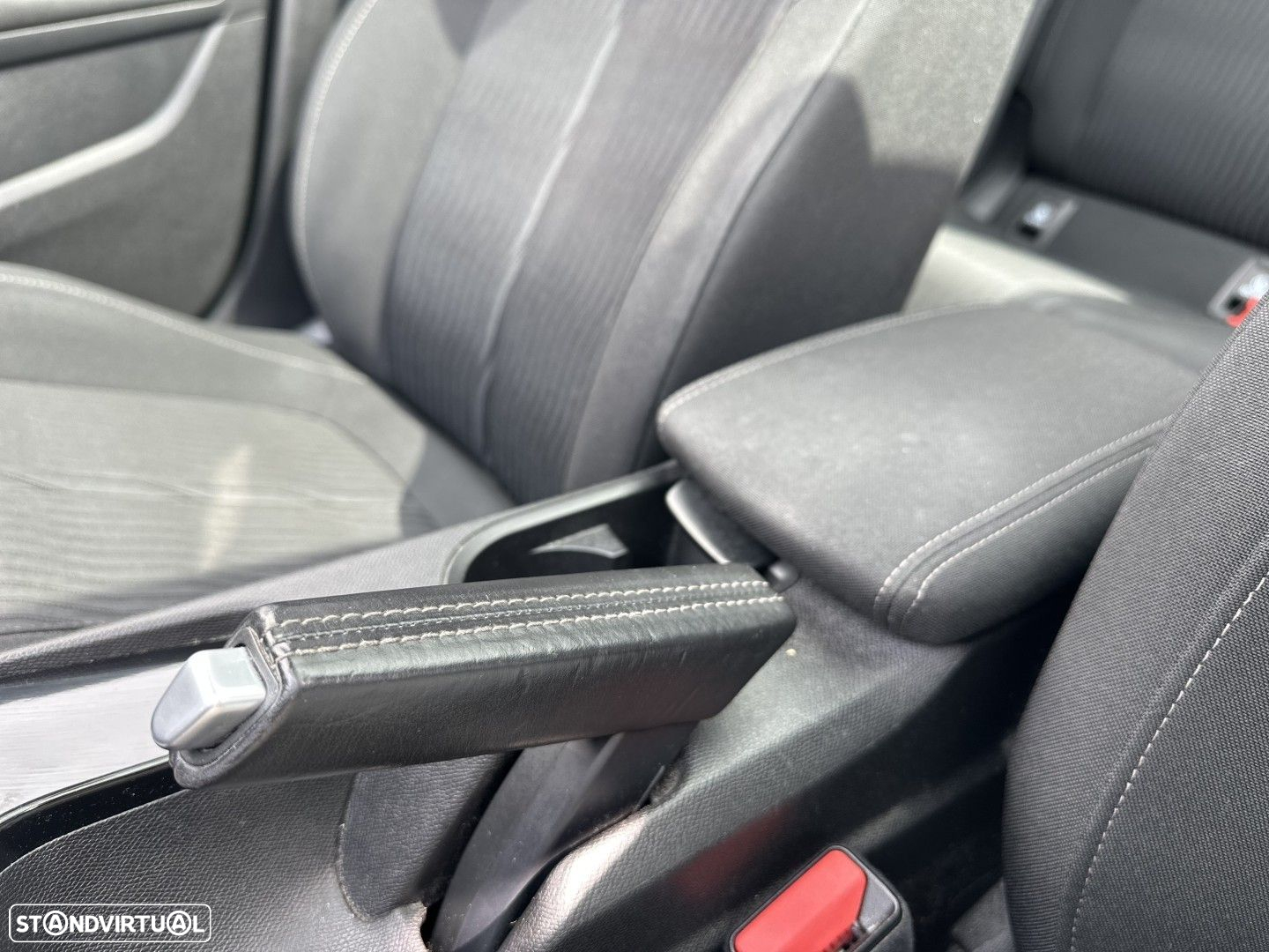 Peugeot 308 1.2 PureTech Active - 21