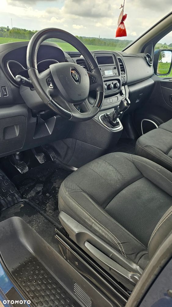 Renault Trafic - 18