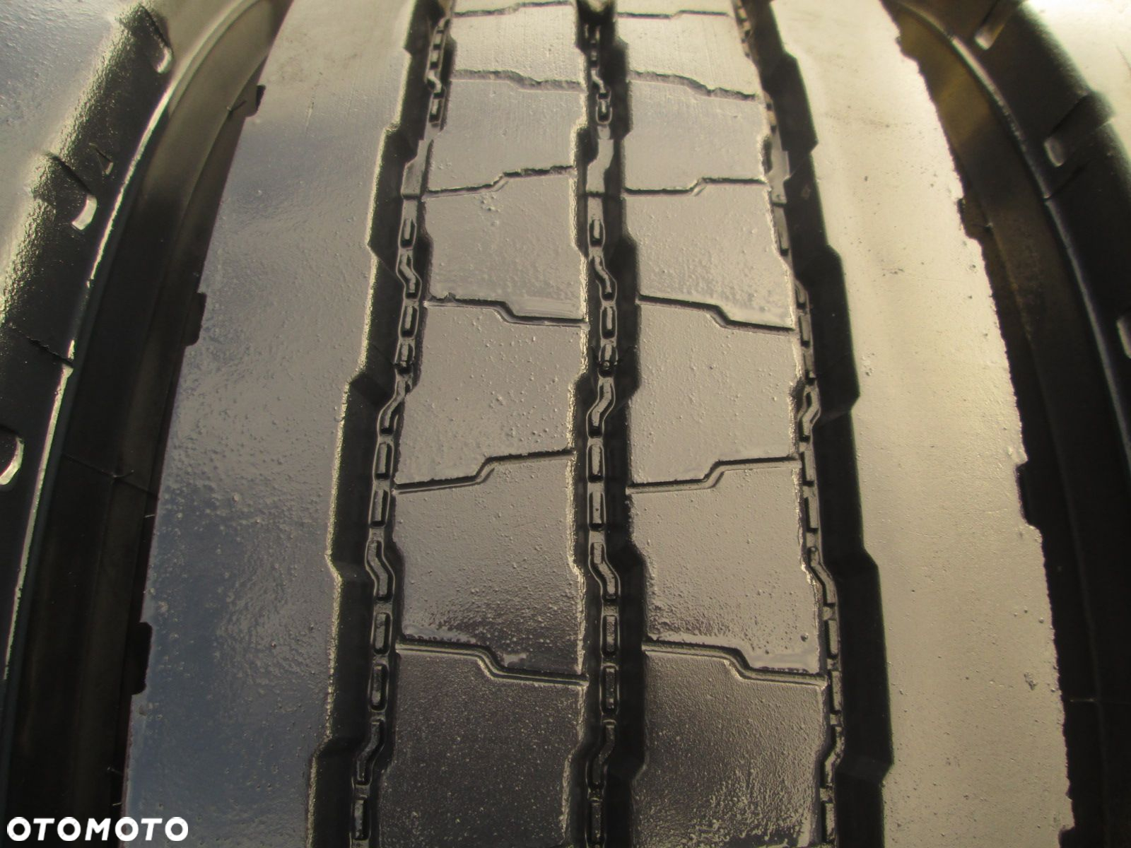 Opony ciężarowe 215/75R17.5 Hankook TH10. Opony ciężarowe - 10