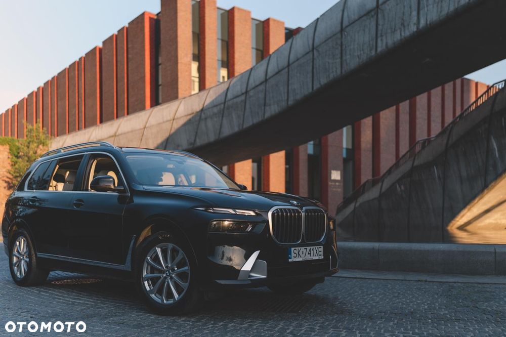 BMW X7 - 10
