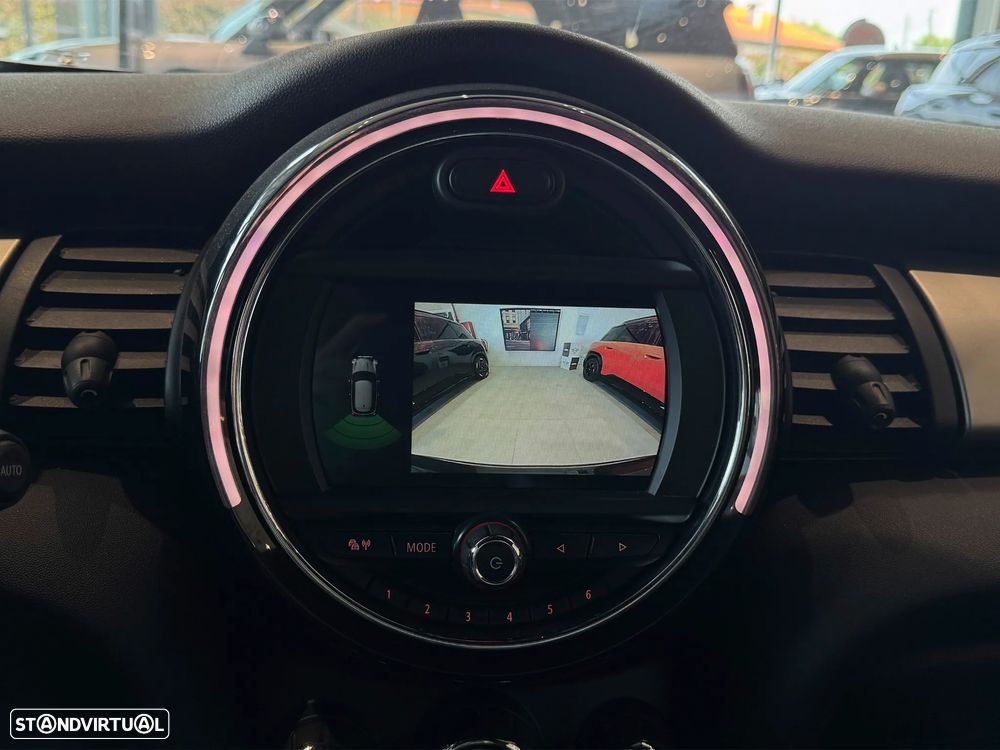 MINI 3 Portas Cooper Auto - 12