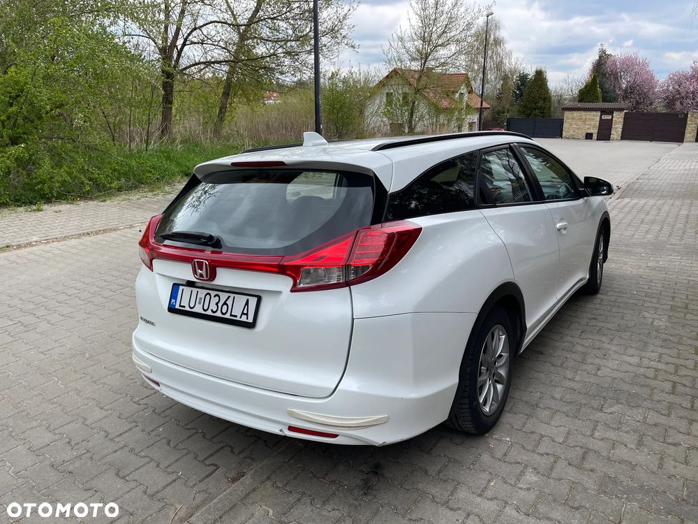 Honda Civic 1.6 i-DTEC Comfort Black Edition - 4