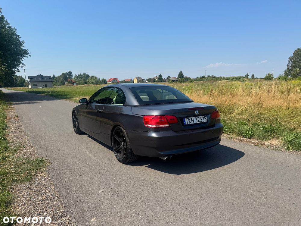 BMW Seria 3 325i - 8