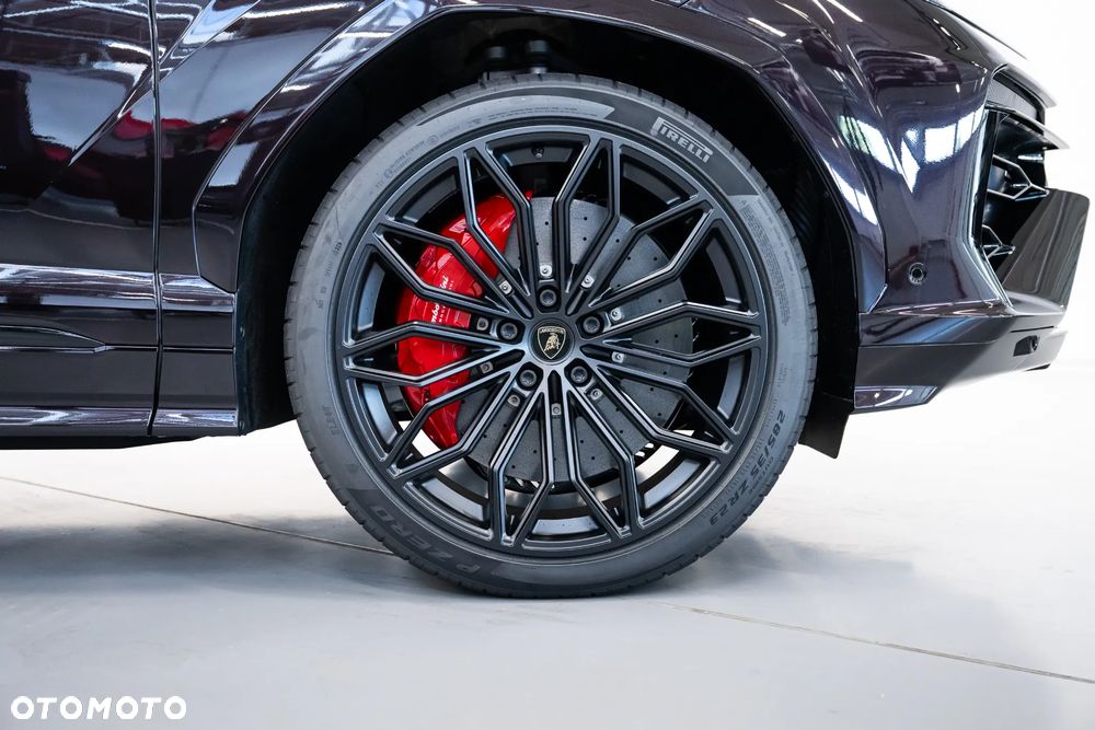 Lamborghini Urus - 7