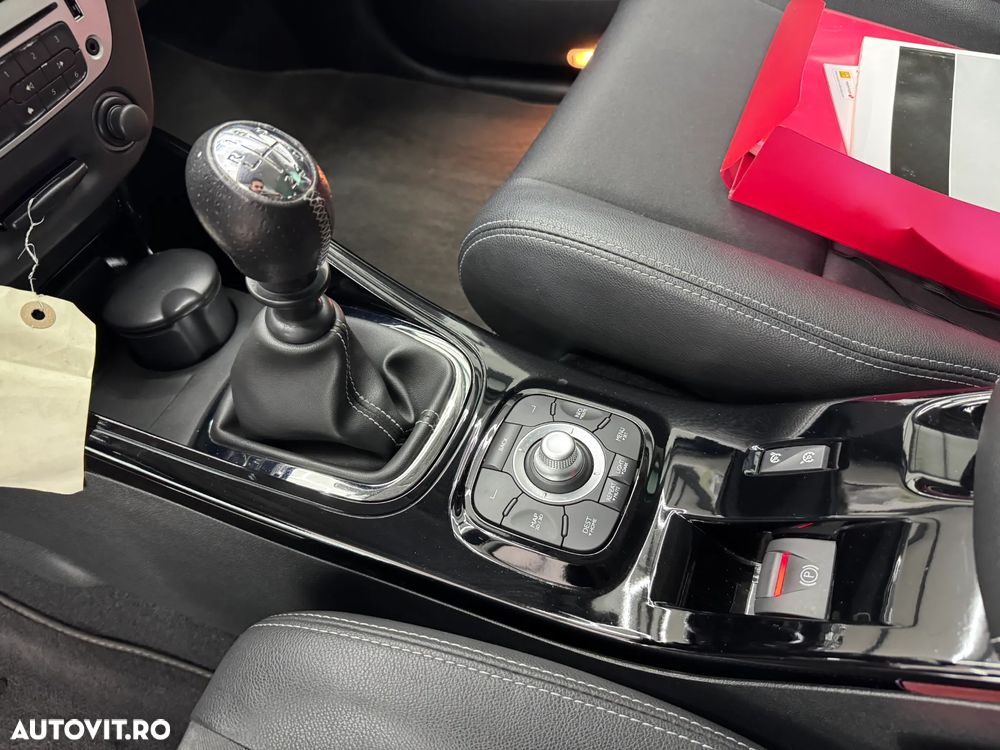 Renault Megane ENERGY dCi 130 Start & Stop Bose Edition - 15