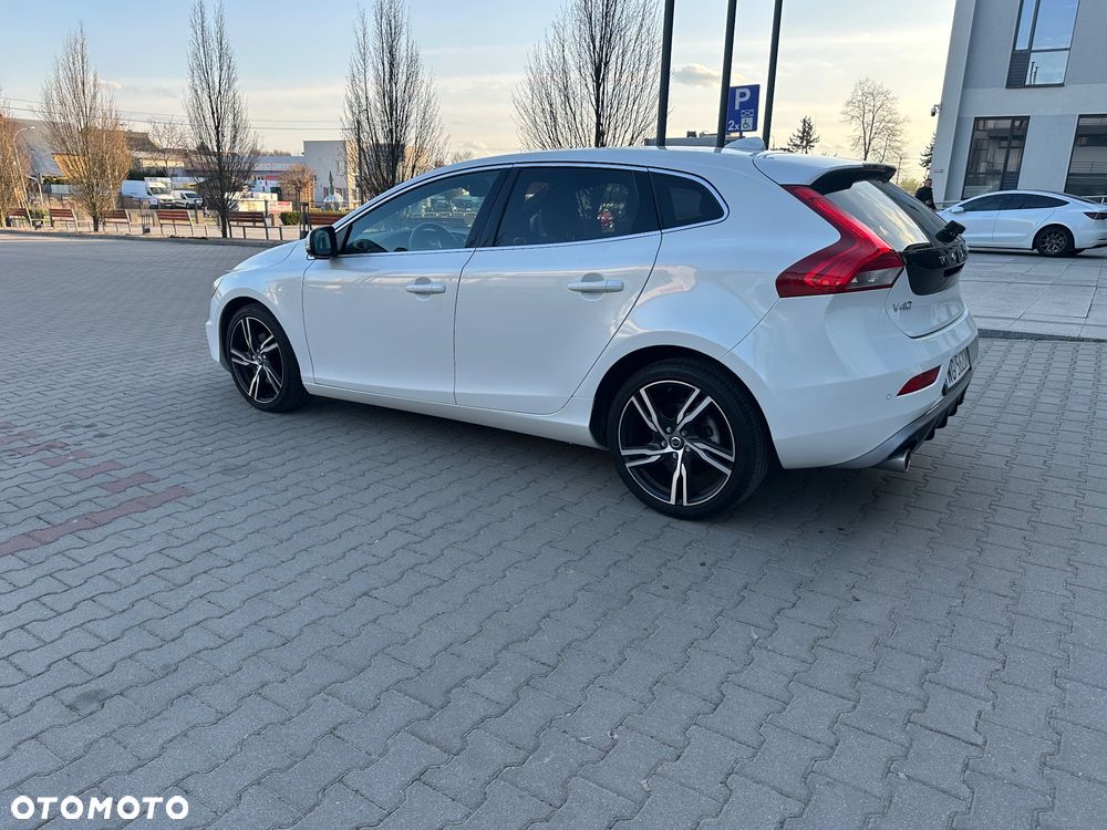 Volvo V40 T2 RDesign - 10
