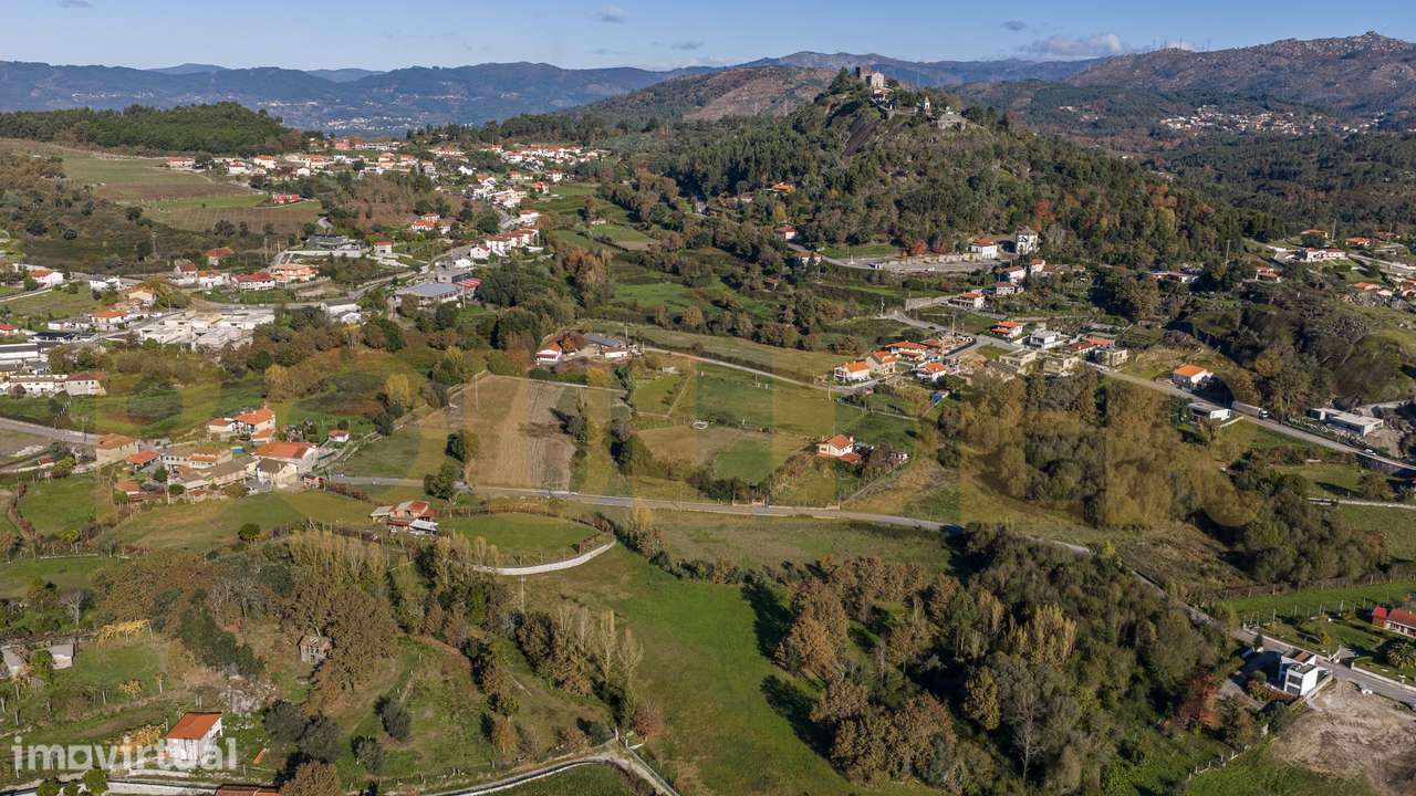 Terreno em Lanhoso - Grande imagem: 5/38