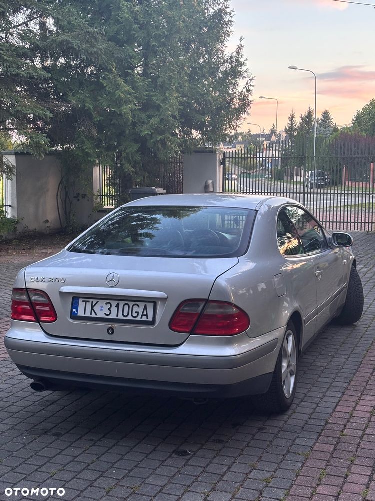 Mercedes-Benz CLK - 5
