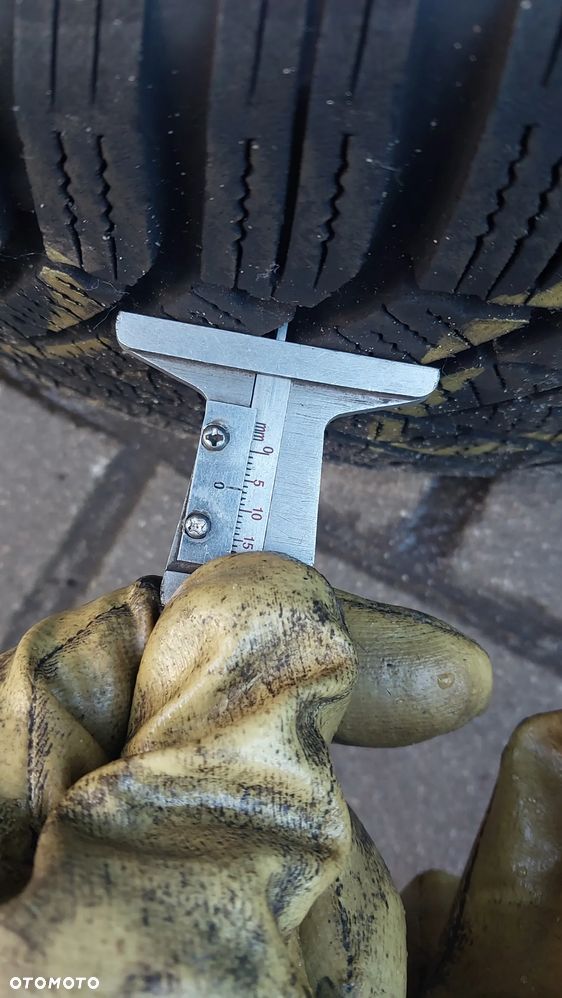 Komplet kół zimowych Dezent SKODA VW AUDI MERCEDES 7.0" x 16" 5x112 ET 52 205/60r16 zima - 10