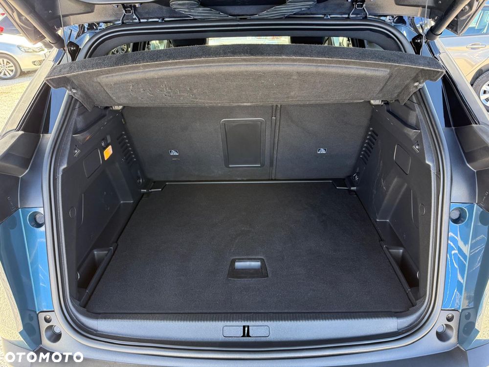 Peugeot 3008 1.2 PureTech GPF Allure S&S EAT8 - 29