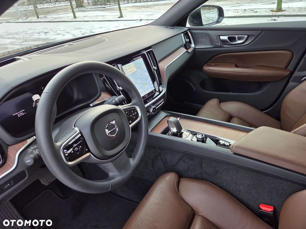 Volvo S60 B5 B AWD Ultimate Dark - 1