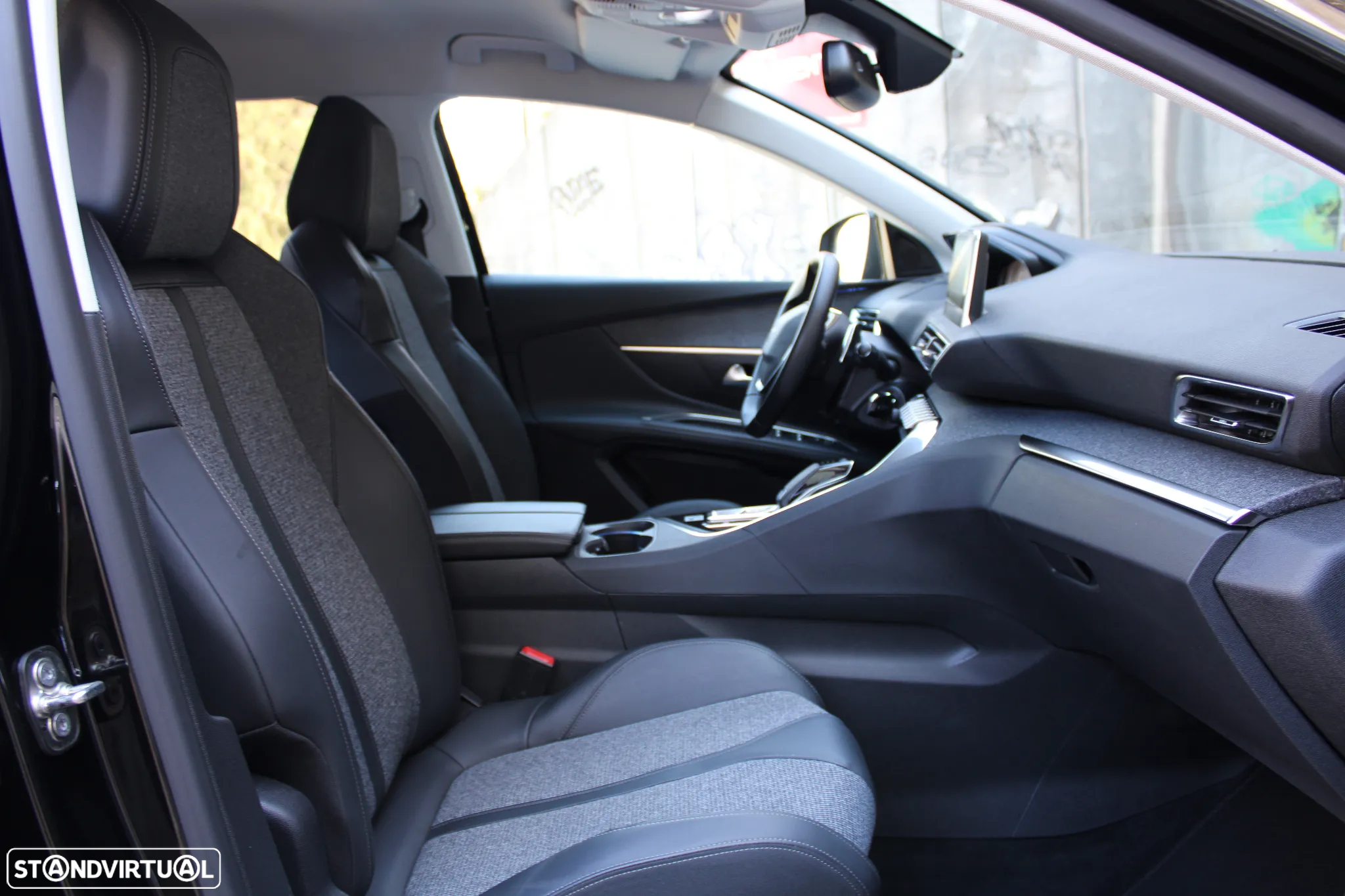 Peugeot 5008 1.5 BlueHDi Allure EAT8 - 30