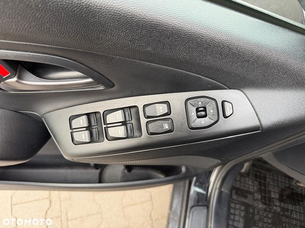 Hyundai ix35 1.7 CRDi Premium 2WD - 21