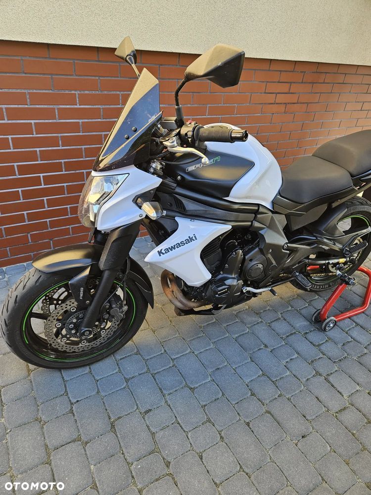 Kawasaki ER - 2