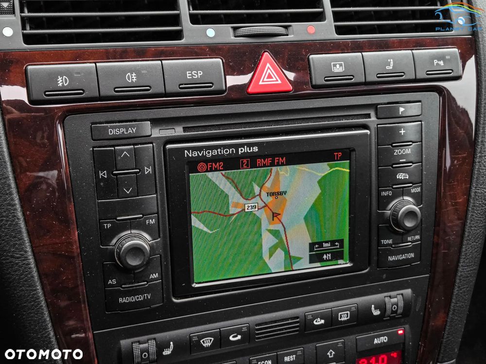 Audi A8 W12 quattro - 33