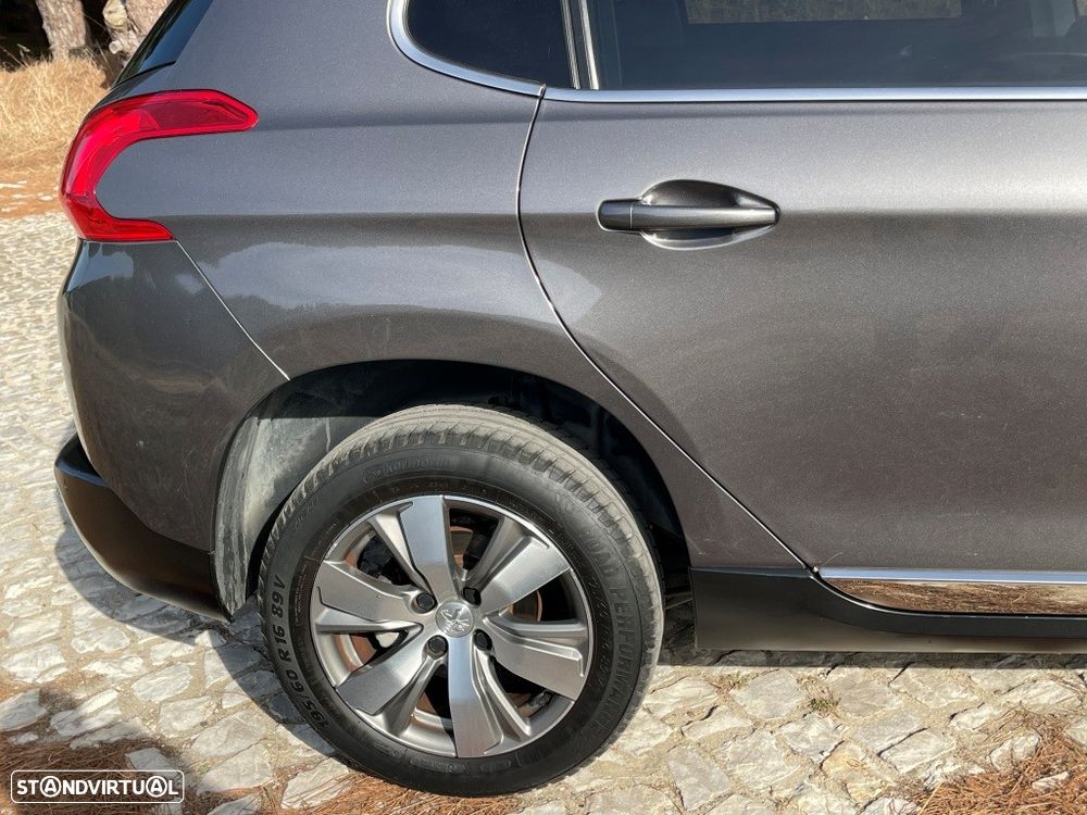 Peugeot 2008 1.6 BlueHDi Allure - 18