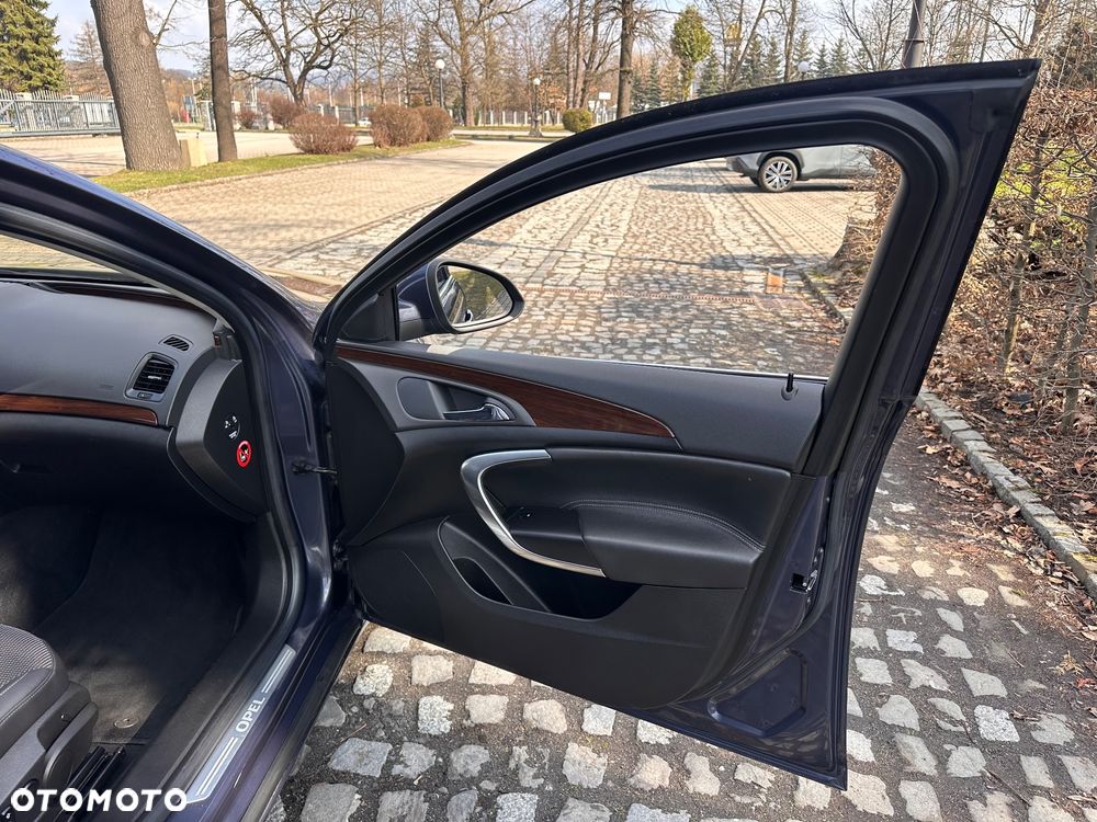 Opel Insignia 1.8 Cosmo - 25