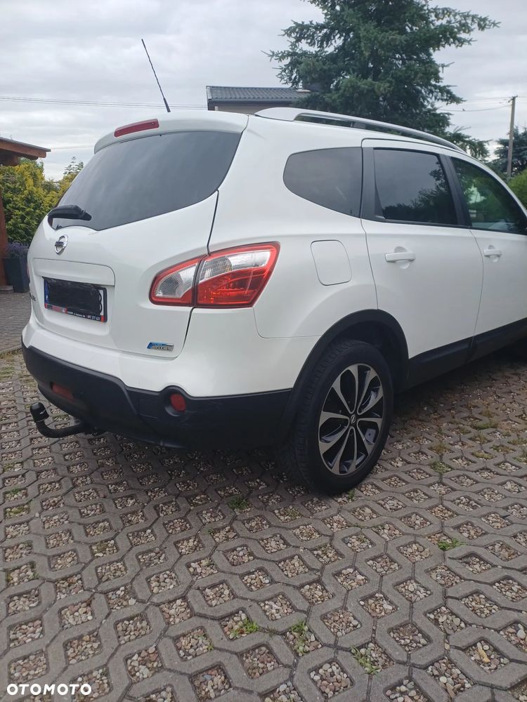 Nissan Qashqai+2 - 10