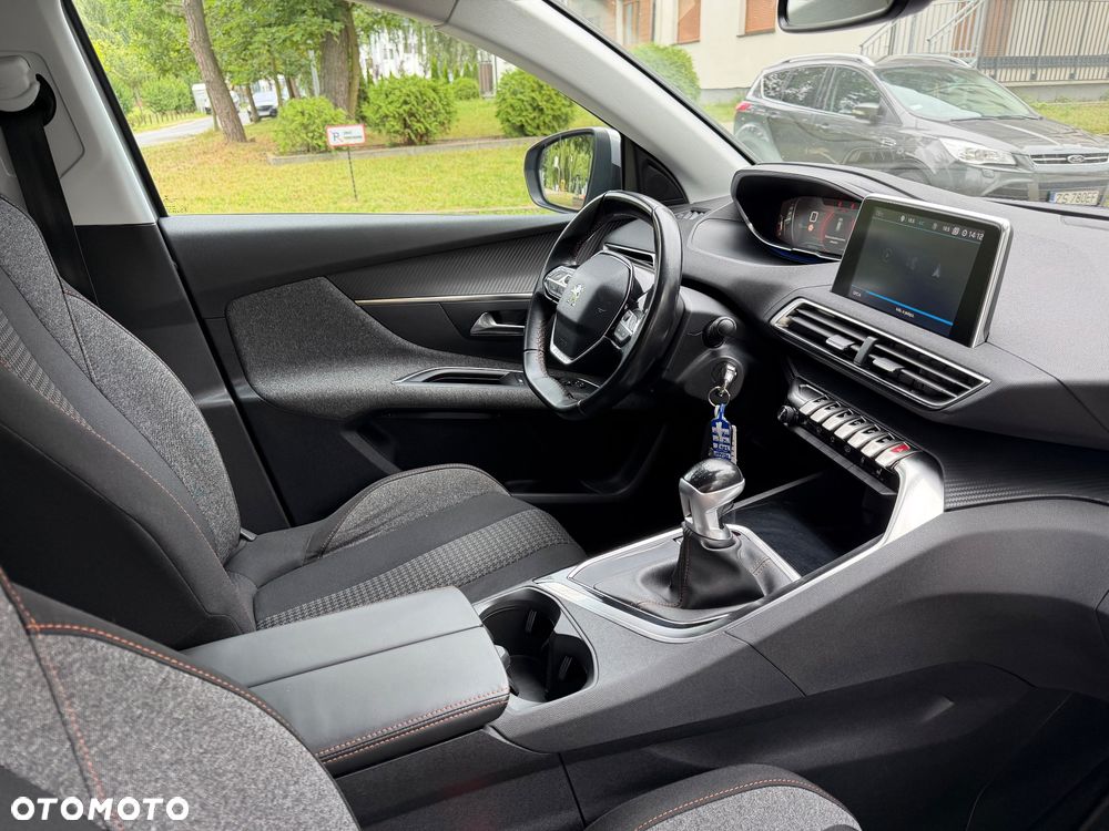 Peugeot 3008 - 15