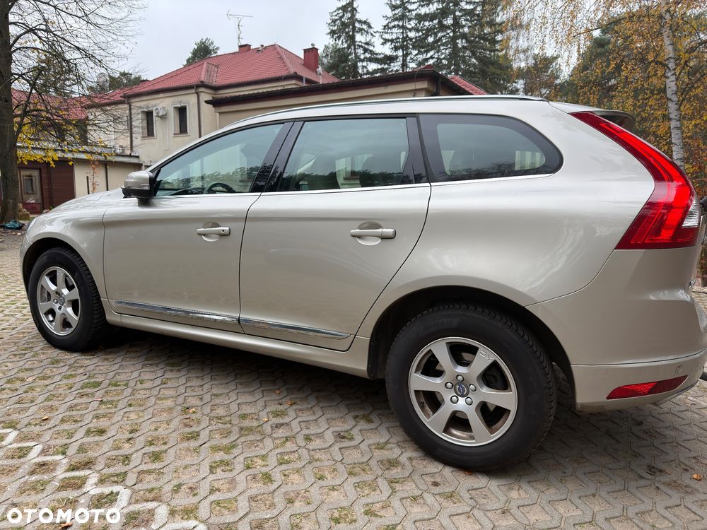 Volvo XC 60 D4 AWD Summum - 5