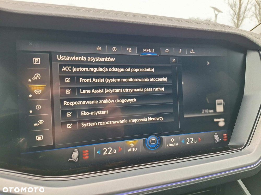 Volkswagen Touareg - 22