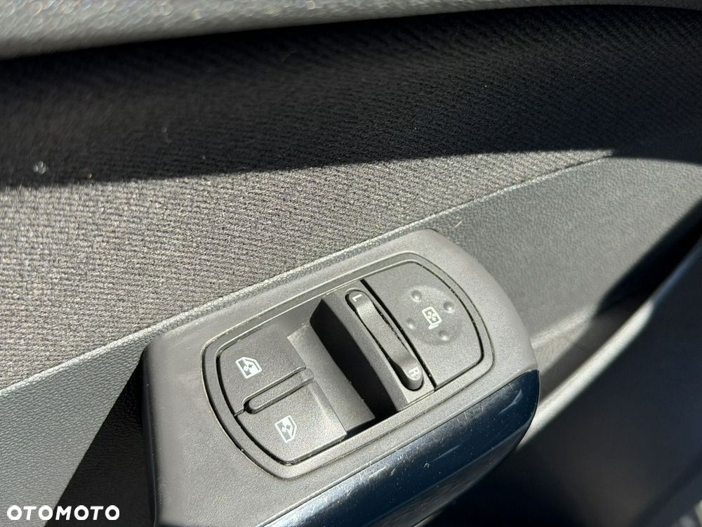 Opel Corsa - 16