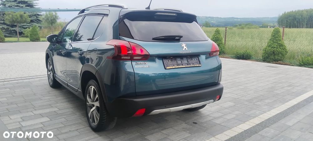 Peugeot 2008 PureTech 110 Stop&Start EAT6 Crossway - 4