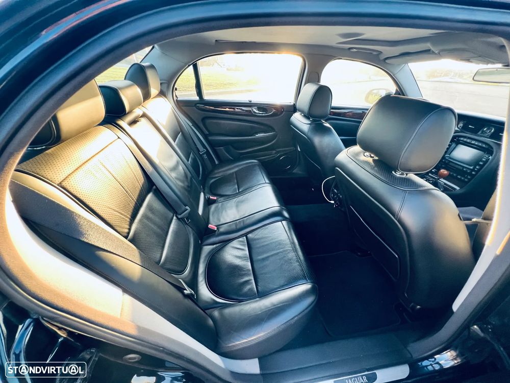 Jaguar XJ XJ6 2.7 Twin Turbo (LWB) Sovereign - 13