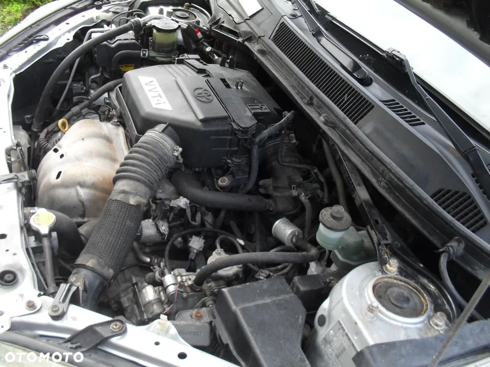 Toyota RAV4 2.0 VVT-i 4x4 - 34