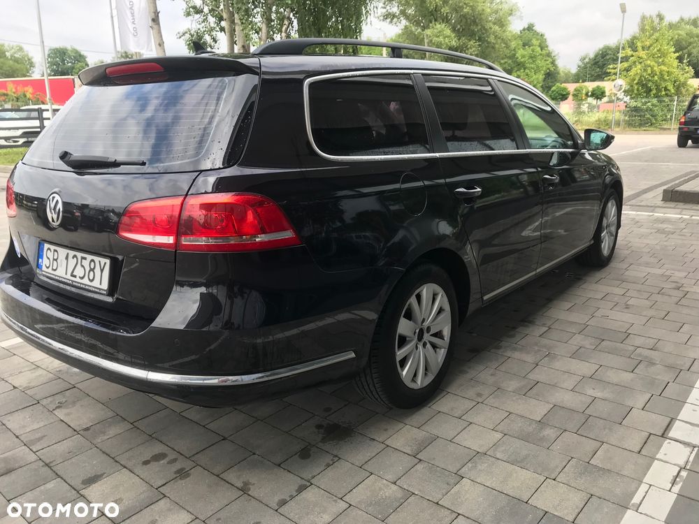 Volkswagen Passat - 5