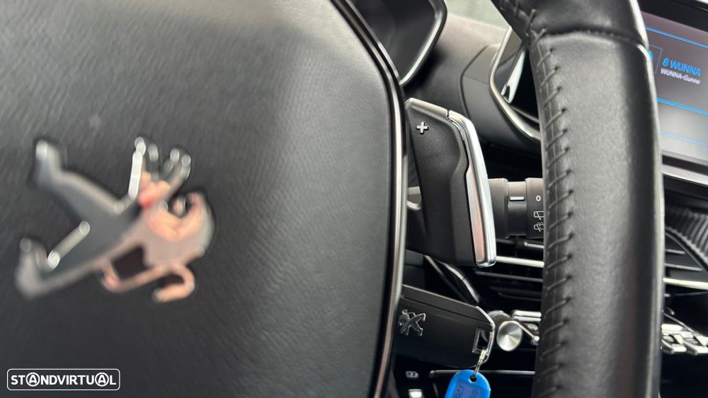 Peugeot 2008 1.5 BlueHDi Allure EAT8 - 8