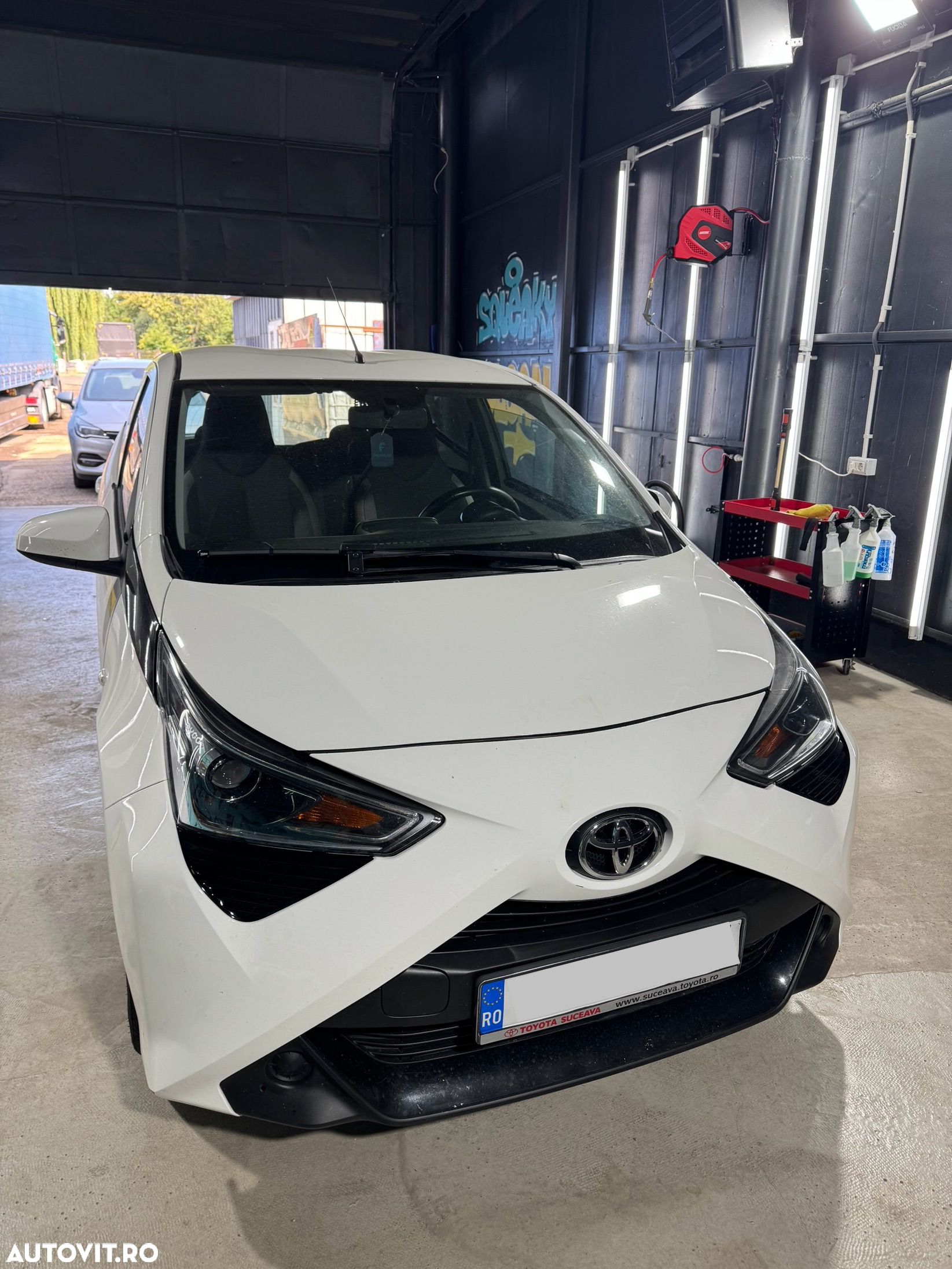 Toyota Aygo 1.0 VVY-I 5 usi MultiMode X-cite - 1
