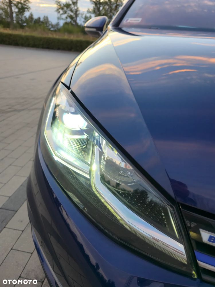 Volkswagen Golf 1.5 TSI BMT Comfortline - 21