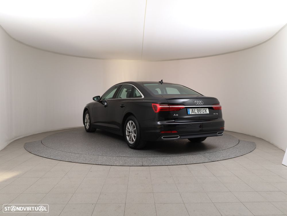 Audi A6 40 TDI S tronic - 8